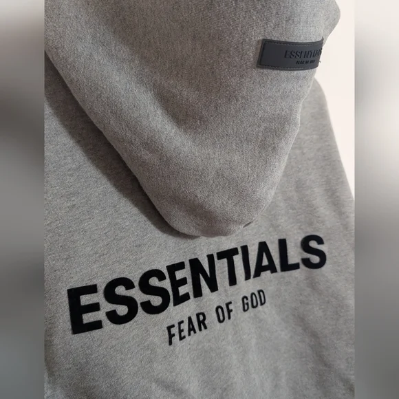 ESSENTIALS Fear Of God Fleece Cropped Hoodie Pullover Sweatshirt - Picture 3 of 10